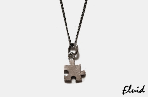 [fluid] puzzle piece pendant